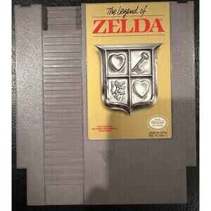 Nintendo NES The Legend of Zelda Cartridge Grey / Gold Label Cartridge 1985